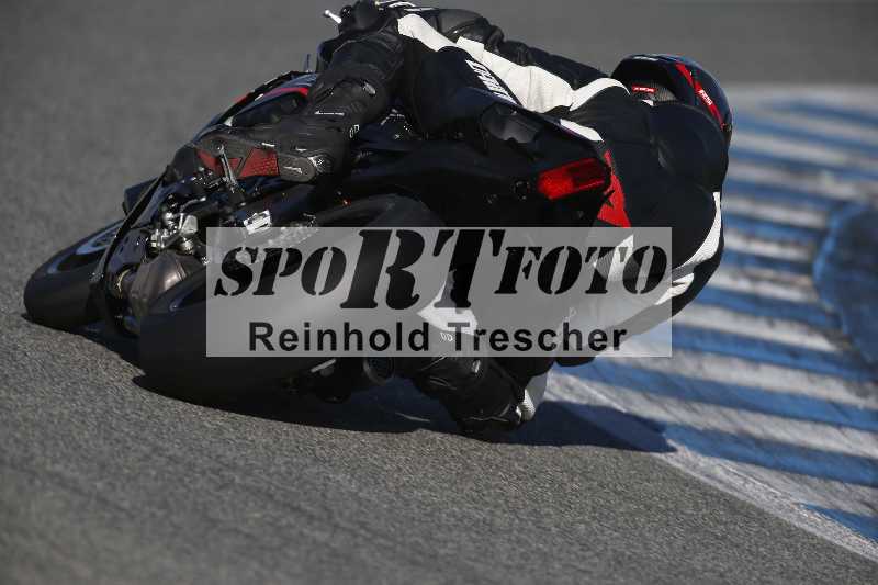 /Archiv-2024/01 26.-28.01.2024 Moto Center Thun Jerez/Gruppe rot-red/backside